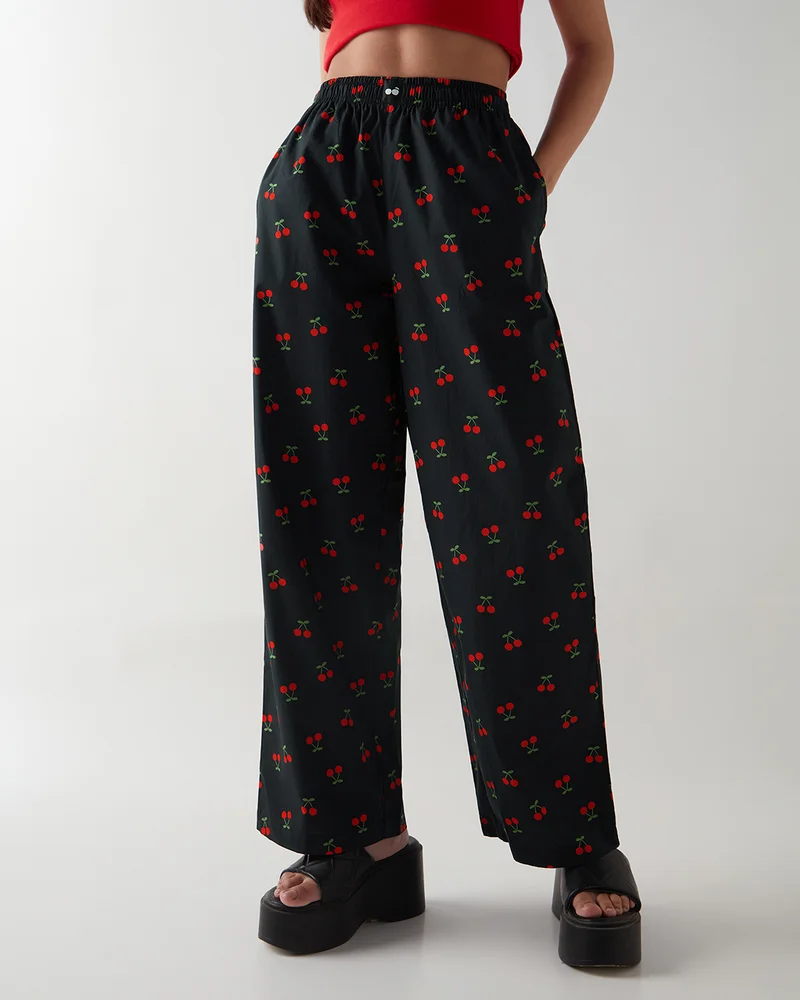 بيواكوف Women's Black All Over Printed Wide Leg Pyjamas